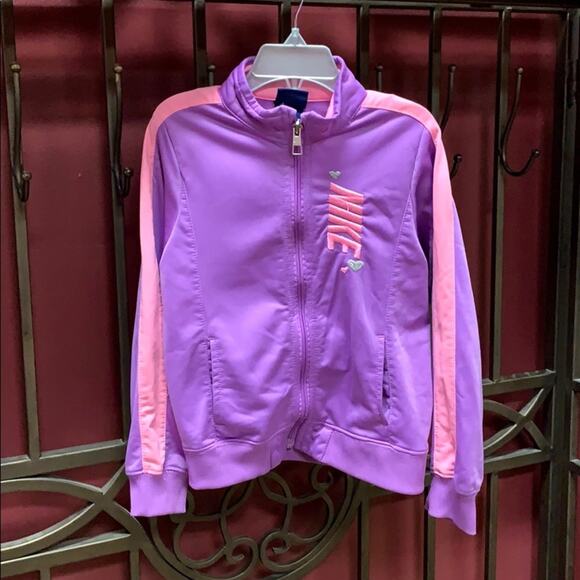 Nike Athletics Sweater - Picture 3 of 8